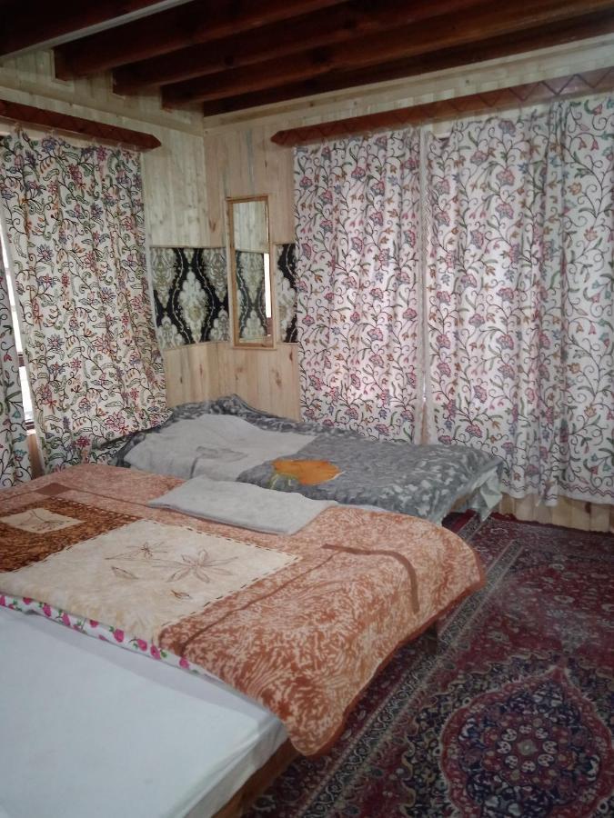 Rainbow Palace Pahalgam Luaran gambar