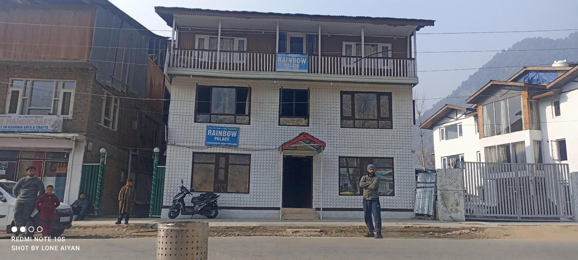 Rainbow Palace Pahalgam Luaran gambar